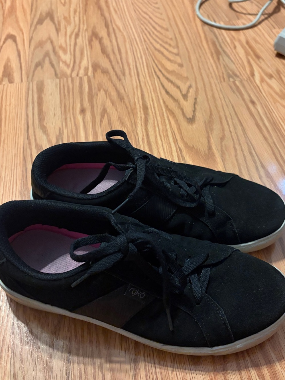 Ryka Black Low-Profile Women's Sneakers with Pink Lining